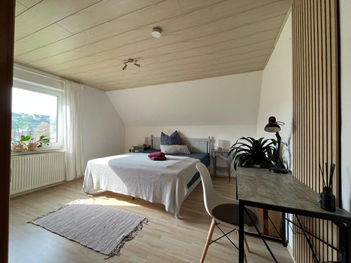 Schoene Wohnung In Ruhiger Laendlicher Lage Heidenheim  Exterior photo